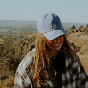 Meet your Posher, Abigail